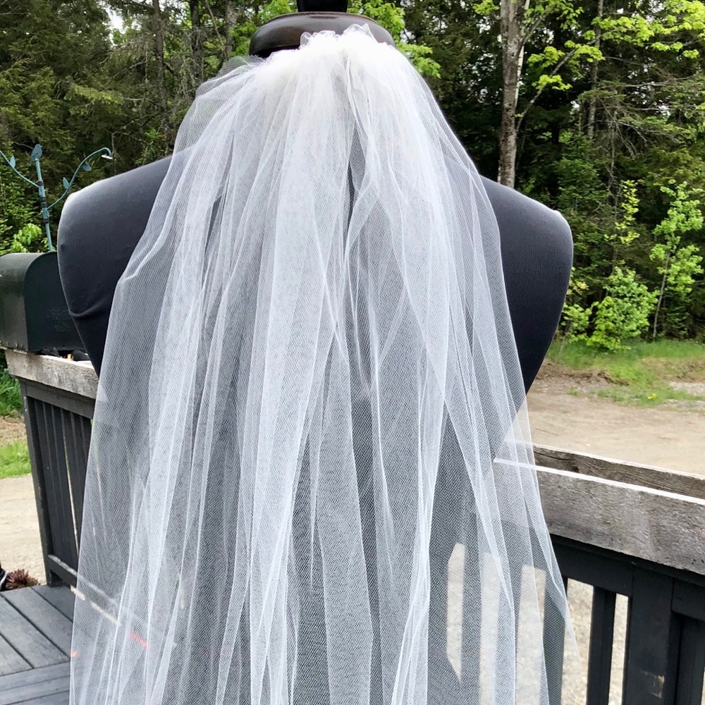 Plain Ivory Veil